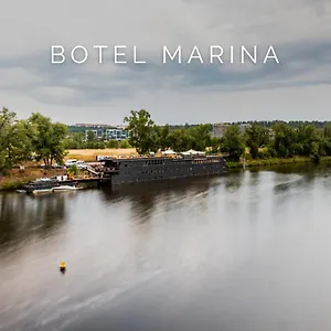 Bådhotel Marina, Prag